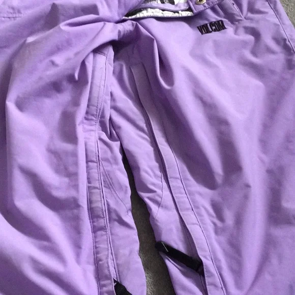 Volcom snowpants - Picture 4 of 5